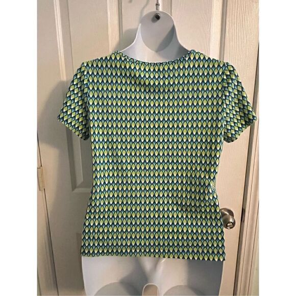Kim Rogers Top.Green and Yellow. Keyhole neck. Size Medium - Picture 5 of 5